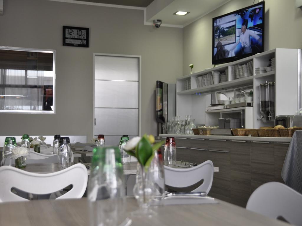 里维拉艾登宫殿酒店 戛纳 外观 照片